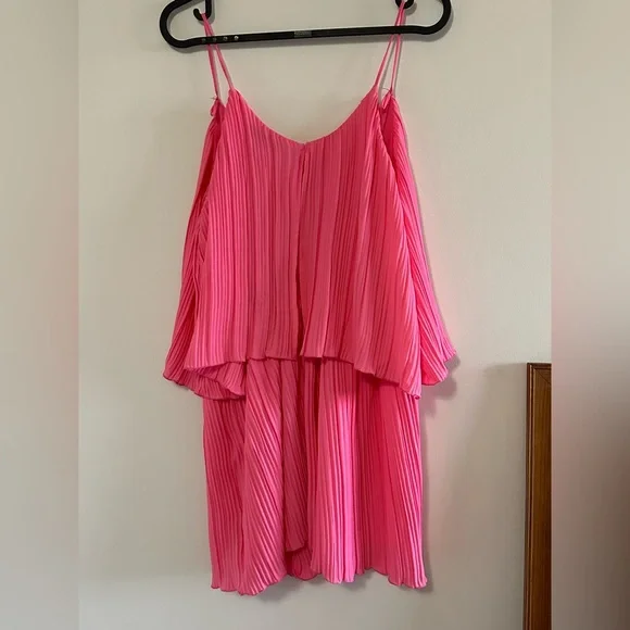 Zara jumpsuit - Picture 2 of 3